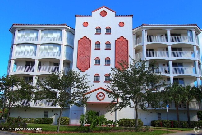 Building Photo - 820 Del Rio Way Unit 401 Rental