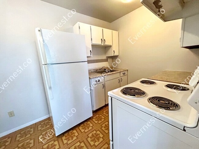 Photo - 954 W Moreno Ave