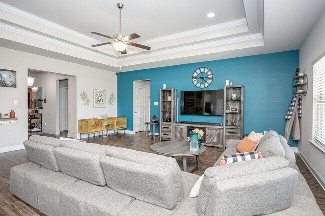 Photo - Beautiful 4 Bedroom 3 Bath Home!