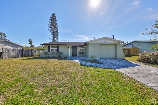 Building Photo - 6025 Florida Cir S Rental