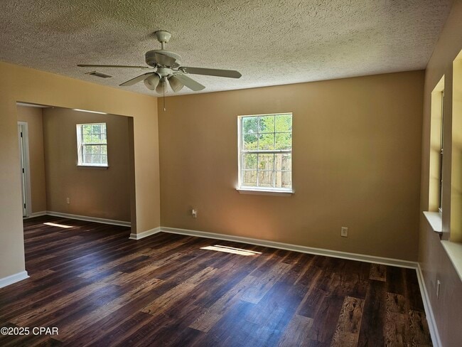 Photo - 609 Virginia Ave