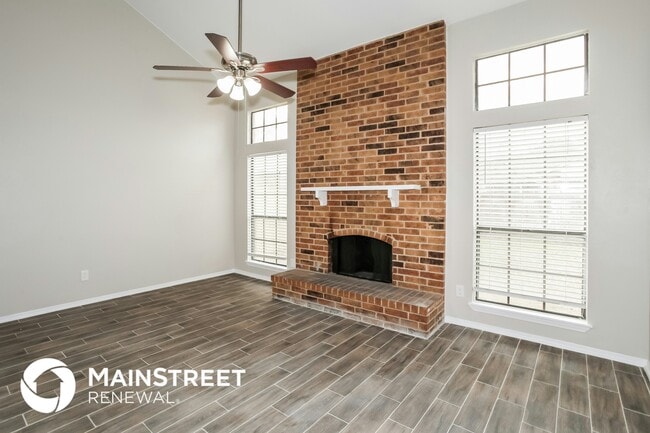 Photo - 4413 Larner St