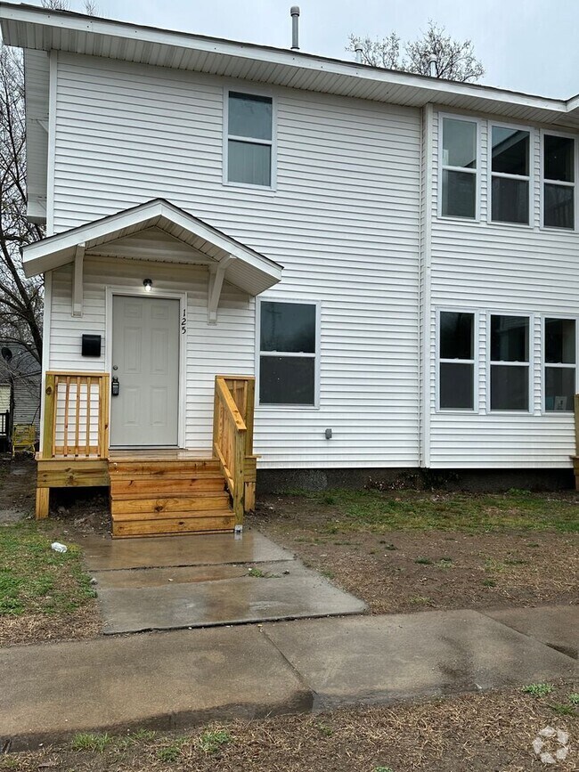 Building Photo - 125-127 S Connor Avenue Unit 125 S Connor Ave Rental