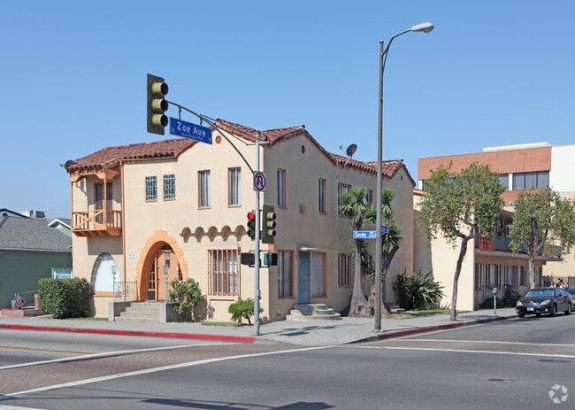 Photo - Zoe Seville Apartments