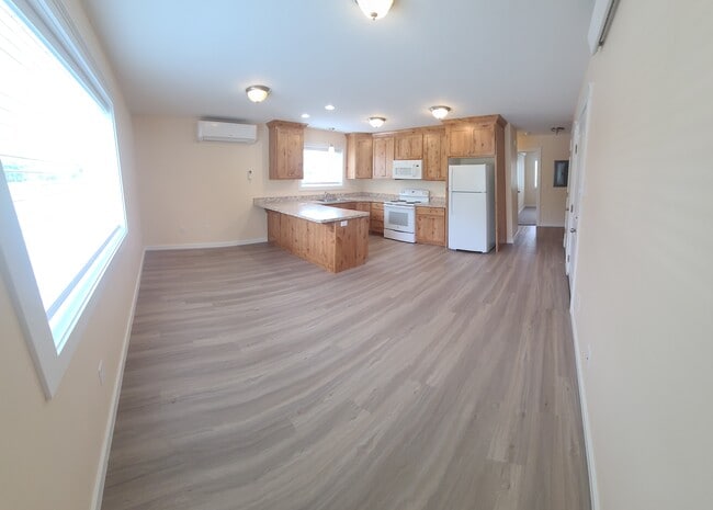 Photo - 216 Lawton St Unidad #3