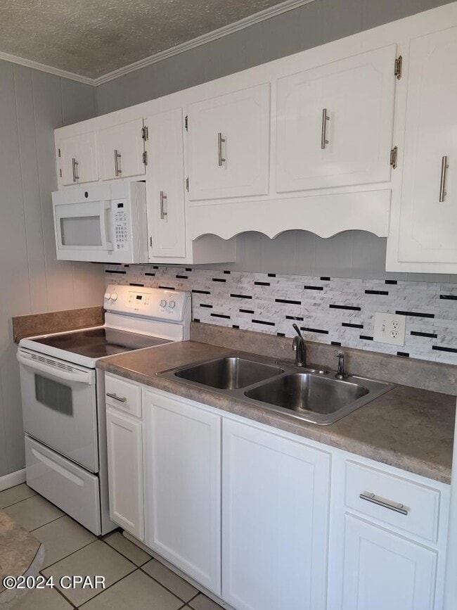 6529 Chipewa St Townhome Townhome Rental in Callaway FL