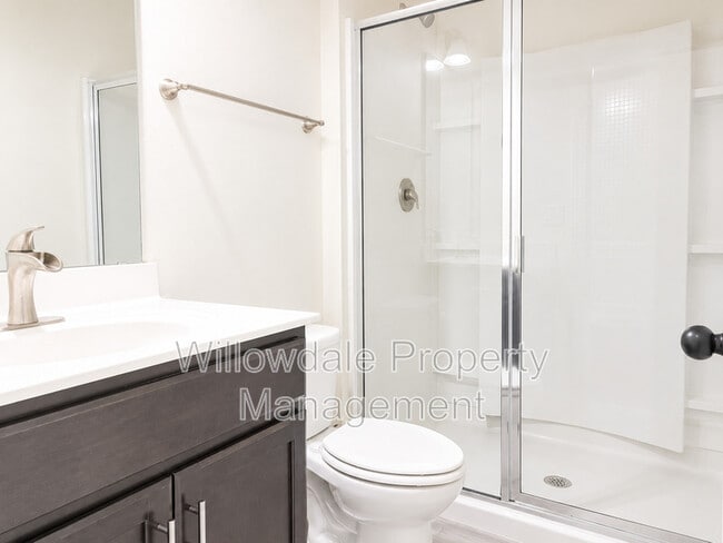 Photo - 1608 Fairbanks Rd