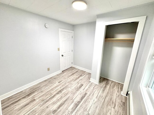 Photo - 1294 US-1 Apt A