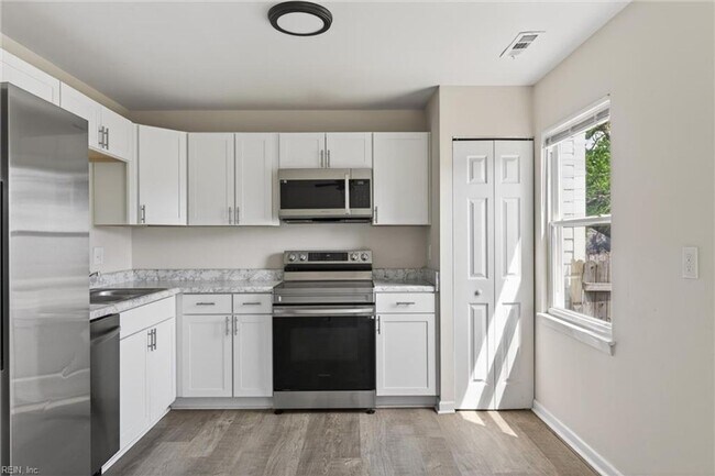 Photo - Corner Townhome in Virginia Beach