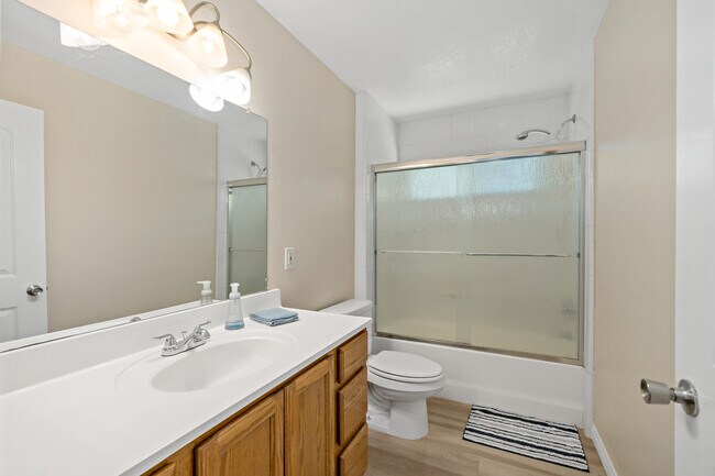 3455 Dwight Ave Unit Bedroom 1