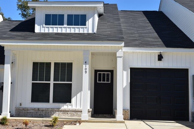 Building Photo - 4109 Taylor Pond Rd