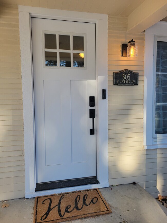 Photo - 505 W Spokane Ave