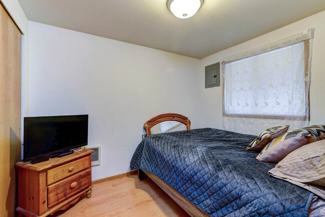 Photo - 2130 Walnut St