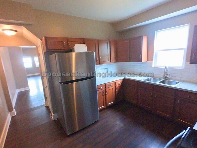 Photo - 1402-1404 Charles Street - 1404