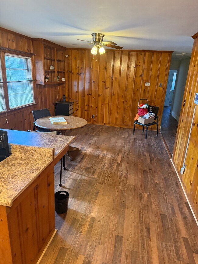 Photo - 109 Crestview Rd