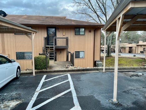 Photo - 1100 Woodlawn Ave