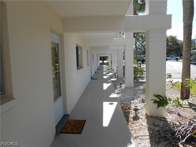 Photo - 357 Joel Blvd Unit 112