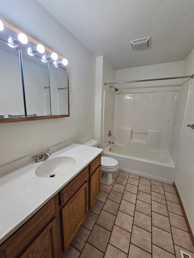 Photo - 2655 15th St S