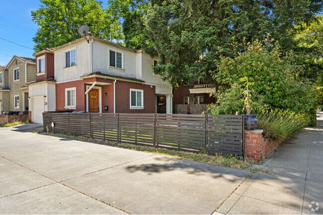 Building Photo - 3004 Portola Way Rental