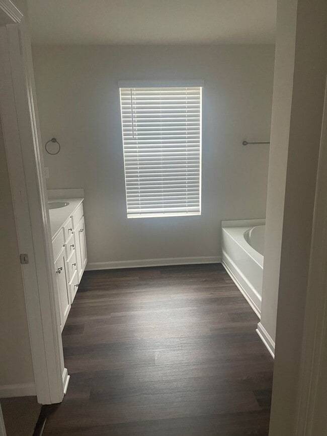 Photo - Luxury Living