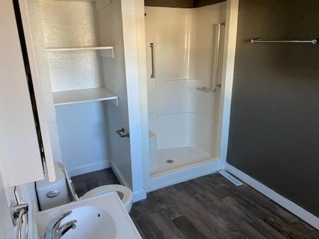 Photo - House for rent in Marshalltown