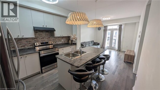 Photo - 17 Granville Cres