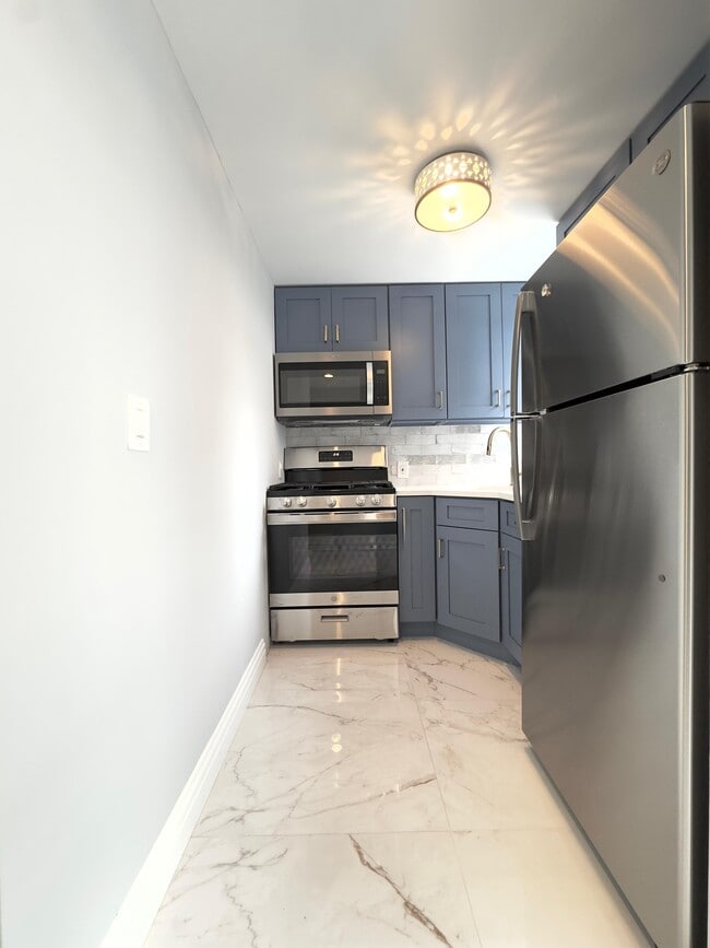 Building Photo - 3975 Saxon Ave Unit 2 Rental