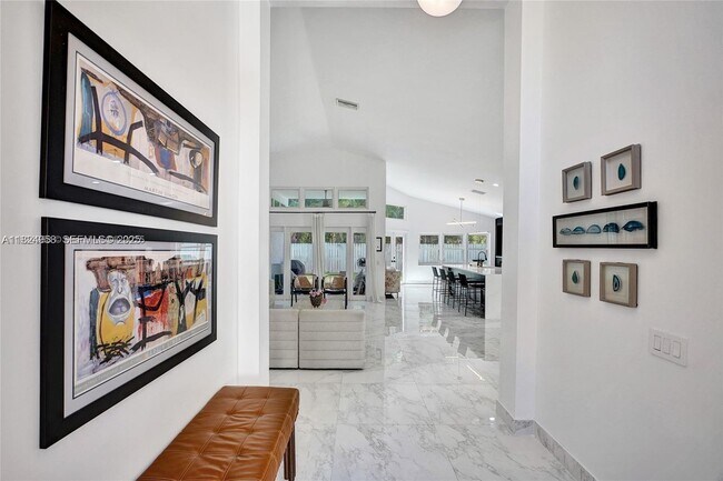 Photo - 204 Cameron Dr