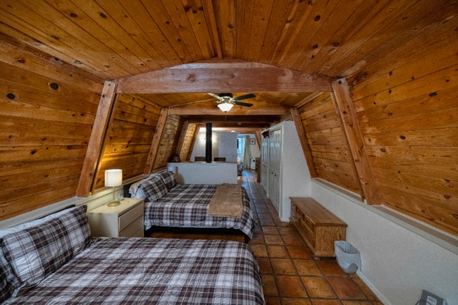 Photo - 569 S Friar Tuck Trail