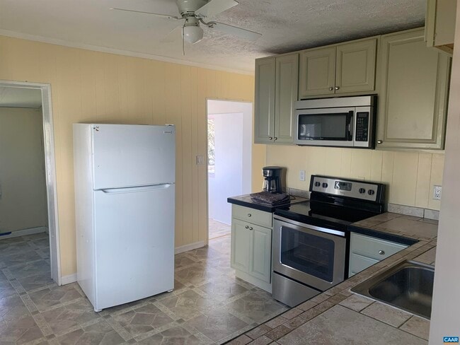 Photo - 239 Belleview Ave