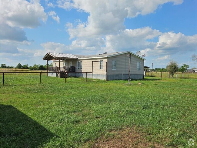Building Photo - 2218 Hintz Rd Rental