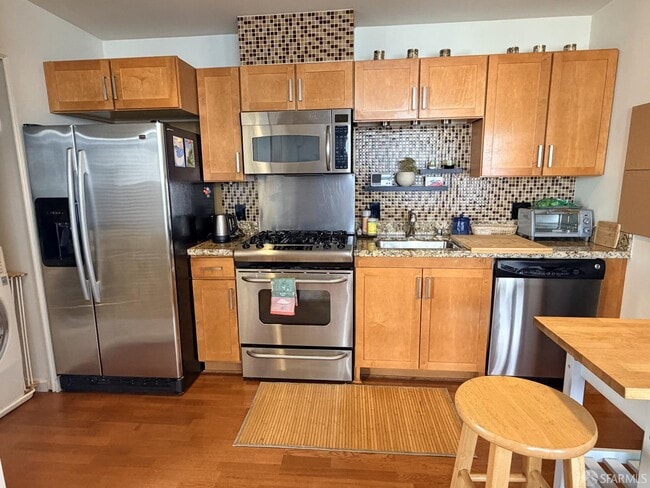 Building Photo - 81 Frank Norris St