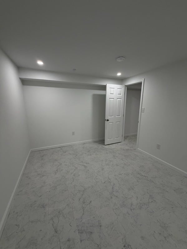 Building Photo - 9192 Frankford Ave Unit basement