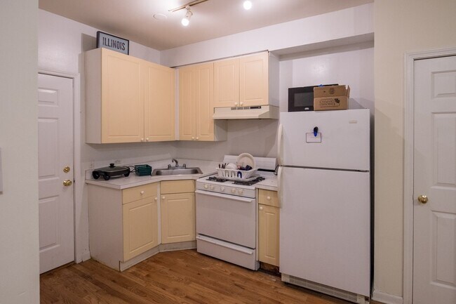 Photo - 922 W Dakin St Unidad 401