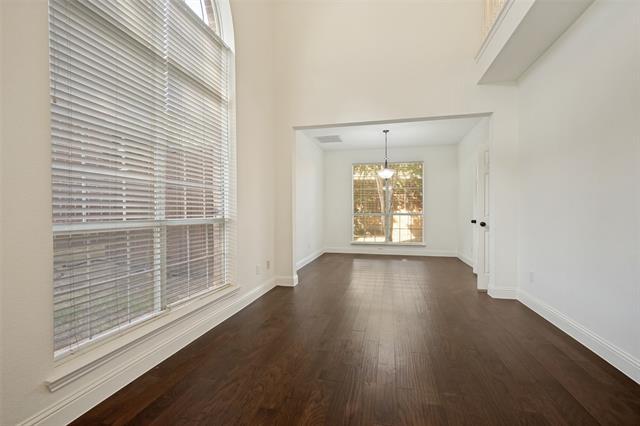 Photo - 2505 Lakeshore Dr
