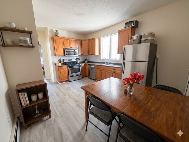 68 Winchester St Unit 1