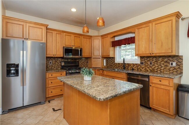 Photo - 126 St Andrews Dr