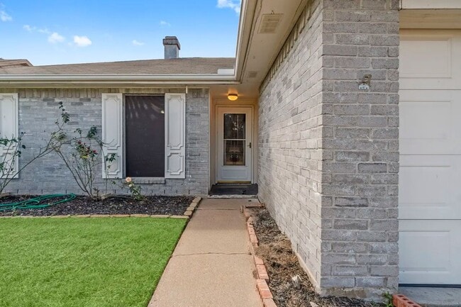 Photo - 18703 Lippizaner Dr