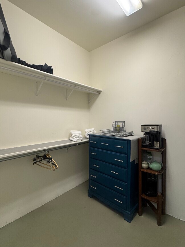 Photo - 15935 Mary Cir Unit Studio in ranch