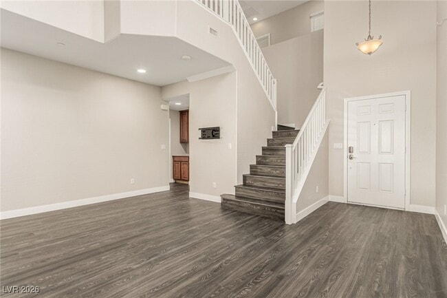 Photo - 788 Forest Peak St