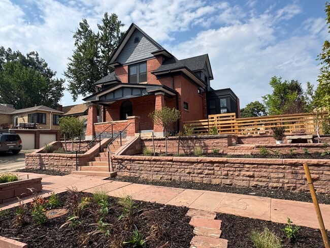 vista de la casa desde la calle - 2635 W 33rd Ave