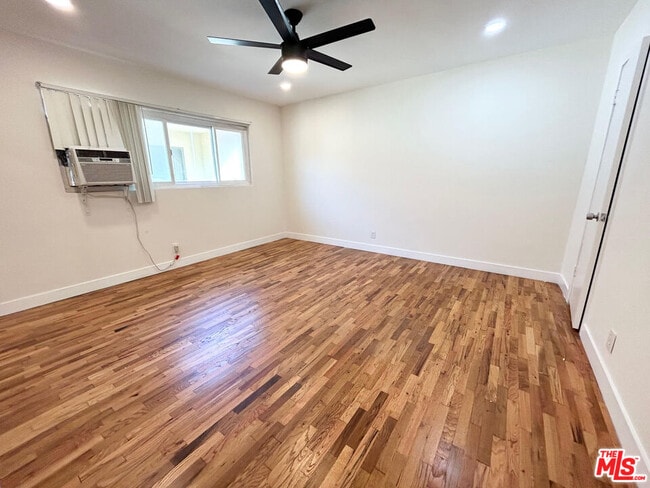 Photo - 1146 N Formosa Ave Unit 5