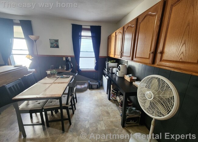 Photo - 11 Bristol St Unit #2