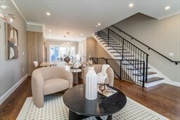 15 Tanglewood Rd