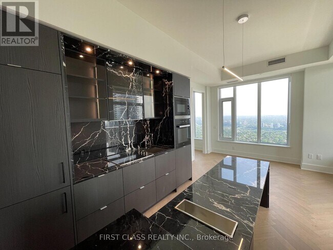 11 Yorkville Ave Unit 6307