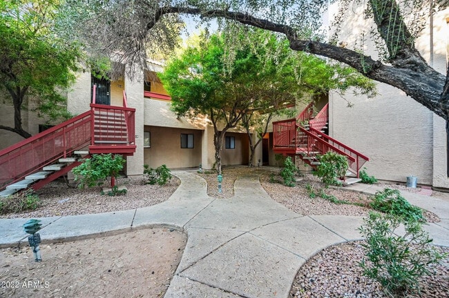 3131 W Cochise Dr Unit 156