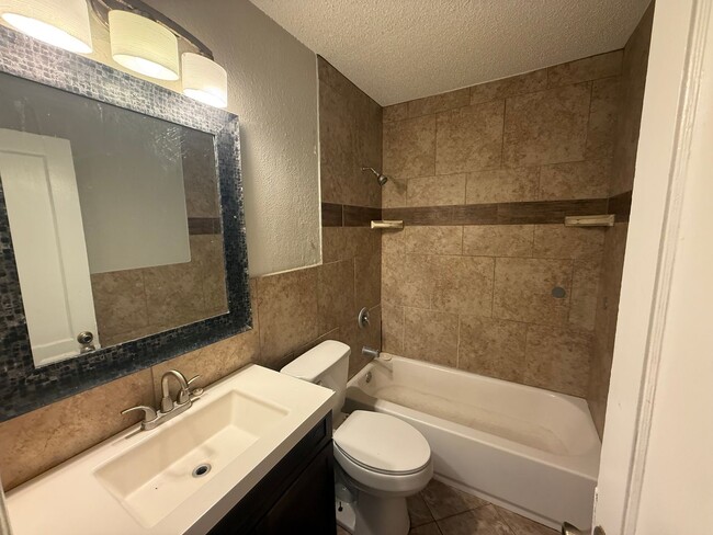 Photo - 2603 35th St