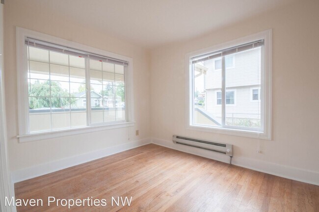 Photo - 4 br, 2 bath House - 5108 S Farrar St