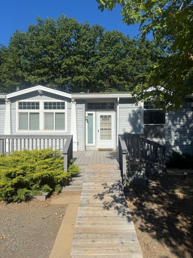 Photo - 3 BEDROOM COUNTRY HOME IN SHINGLETOWN