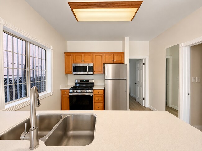 Photo - 5754 Melrose Ave Unit 5754